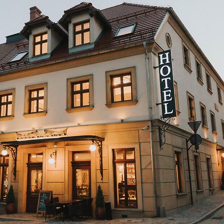 Hg Hotel Toszek Εξωτερικό φωτογραφία